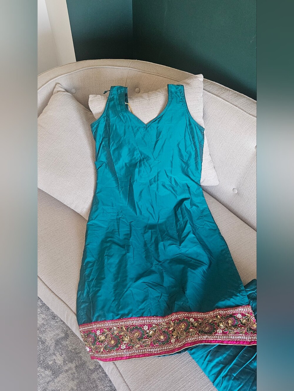 Teal Sleeveless V-Neck Punjabi Suit With Pajami